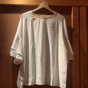 Women’s white bell-sleeve plus-size shirt